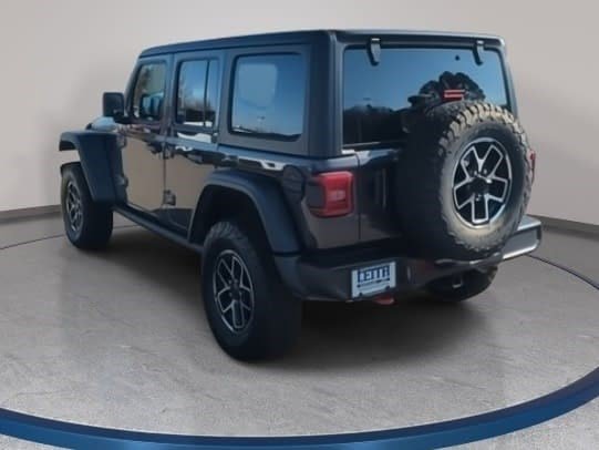 Used 2025 Jeep Wrangler Unlimited Rubicon image 7