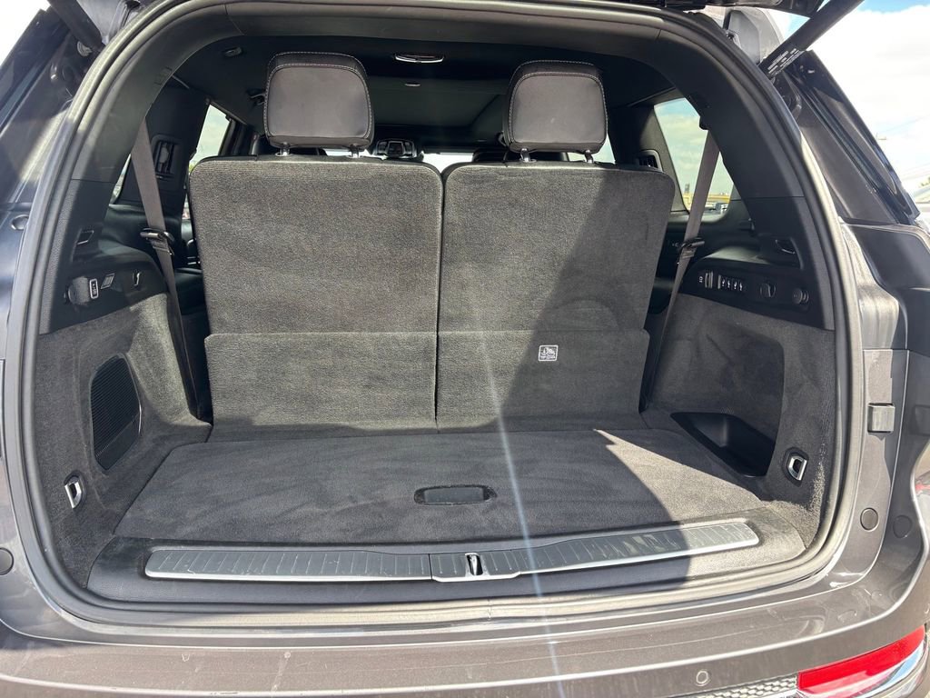 Used 2022 Jeep Grand Cherokee L Overland w/ Advanced Protech Group III AWD/4WD image 30