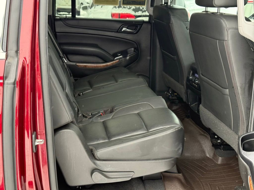 Used 2019 Chevrolet Suburban Premier image 28