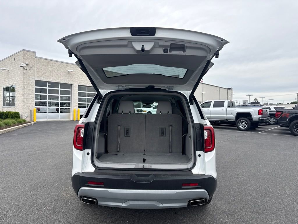 Used 2023 GMC Acadia SLT FWD image 5