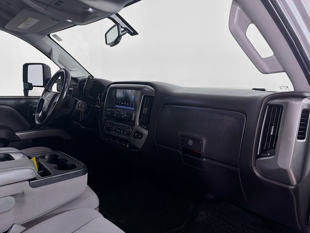 Used 2018 Chevrolet Silverado 2500 LT w/ LT Convenience Package image 30