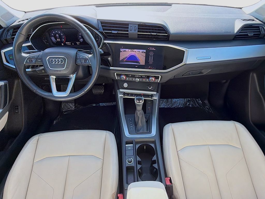 Used 2020 Audi Q3 2.0T Premium image 16