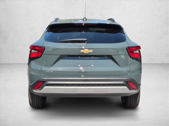 New 2026 Chevrolet Trax LT w/ Driver Confidence Package FWD image 8