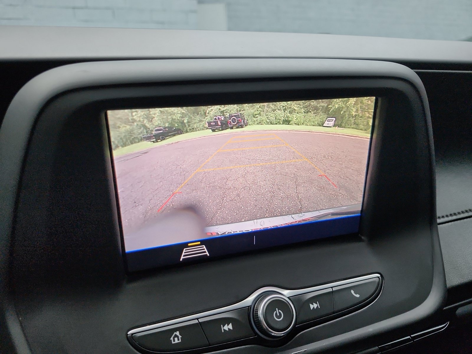 Used 2020 Chevrolet Camaro LT RWD image 17