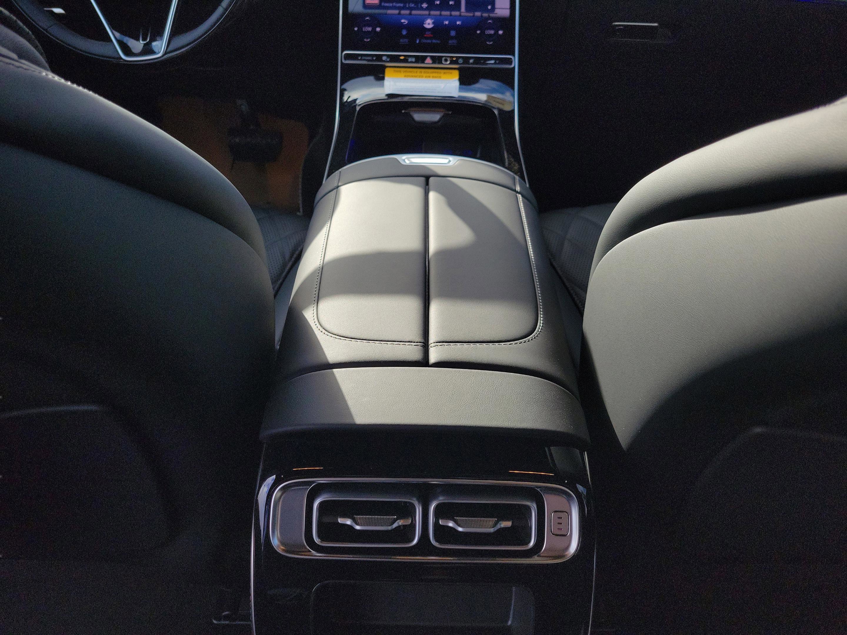 New 2026 Mercedes-Benz S 580 4MATIC Sedan image 9