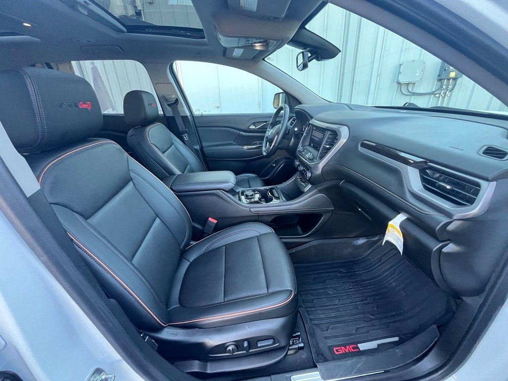 Used 2023 GMC Acadia AT4 w/ Technology Package AWD/4WD image 18