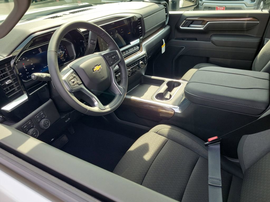 New 2026 Chevrolet Silverado 2500 LT w/ All Star Edition AWD/4WD image 3