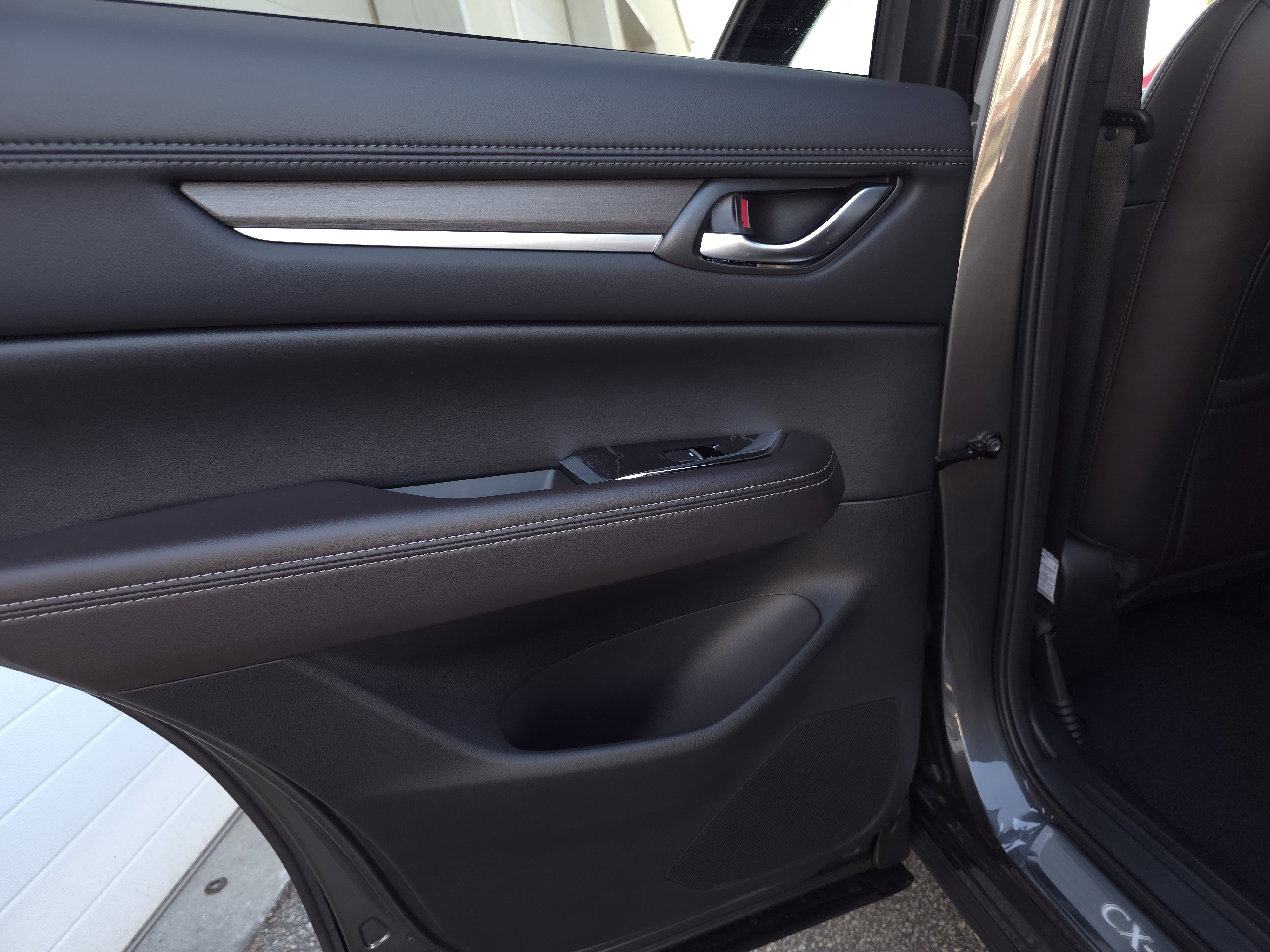 New 2025 MAZDA CX-5 Signature image 33