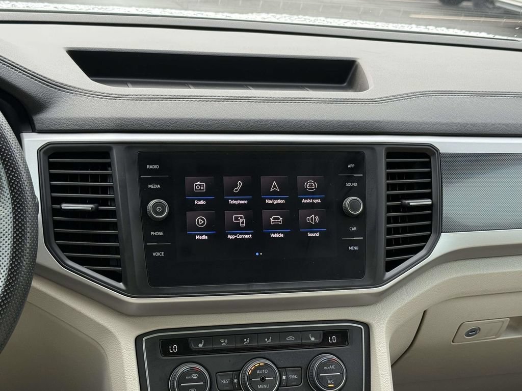 Used 2021 Volkswagen Atlas SE AWD/4WD image 3