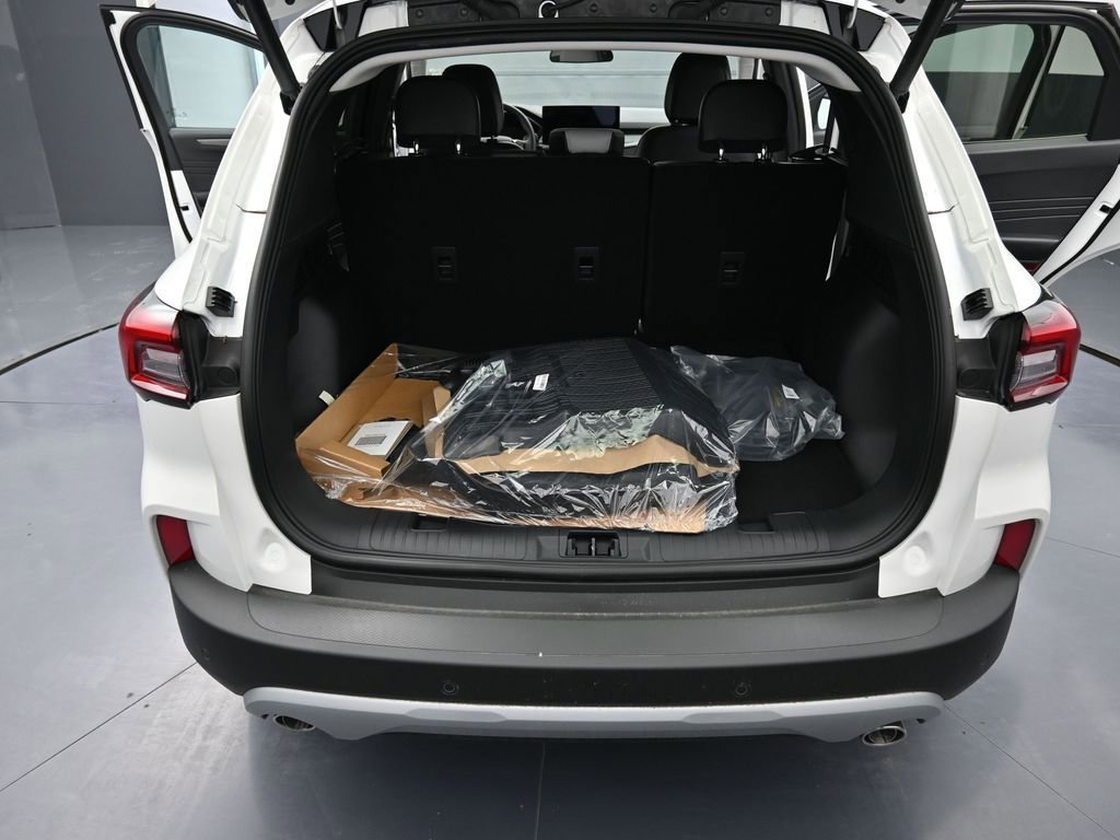 New 2025 Ford Escape SE FWD image 15