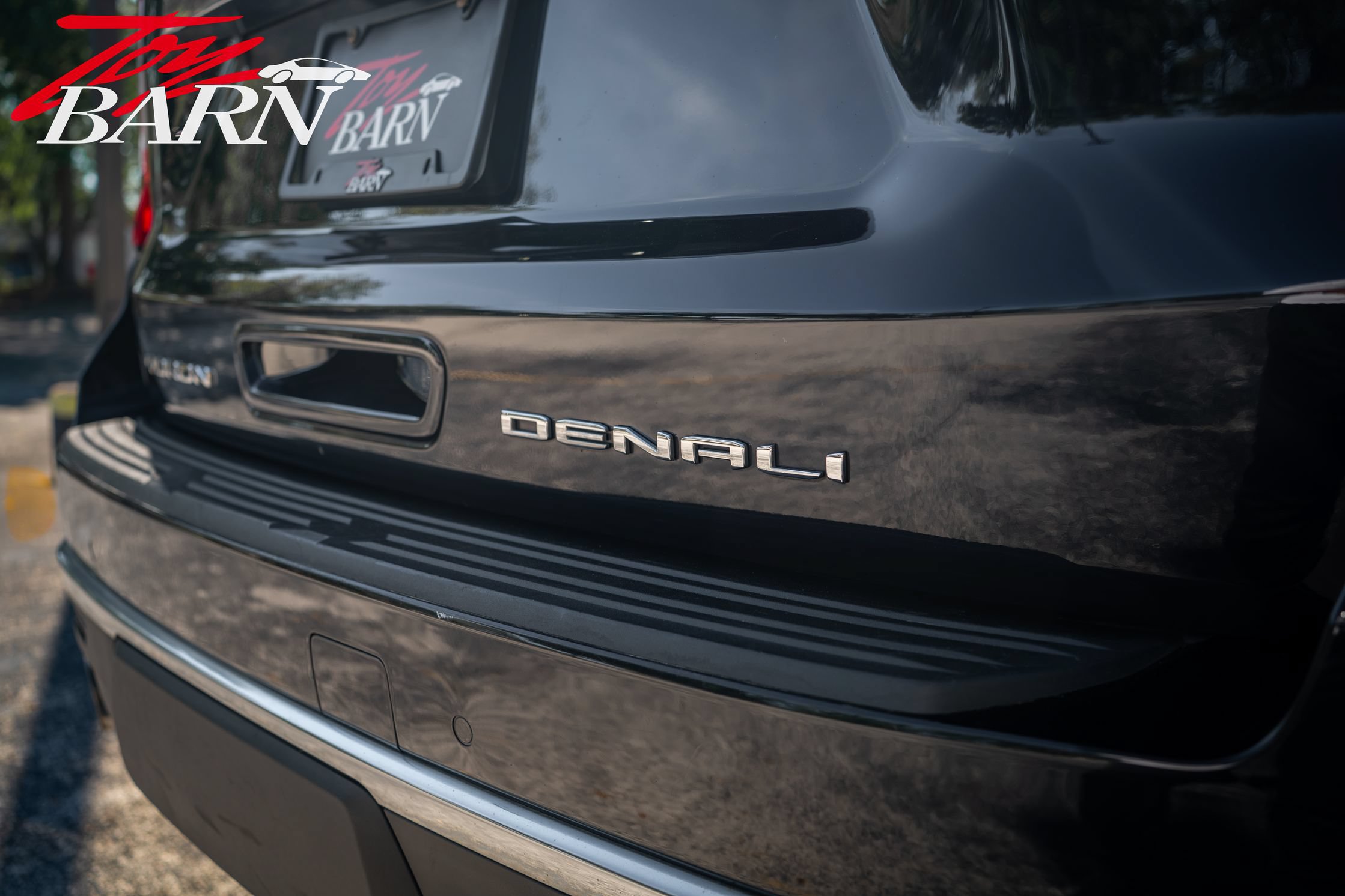 Used 2021 GMC Yukon Denali AWD/4WD image 11
