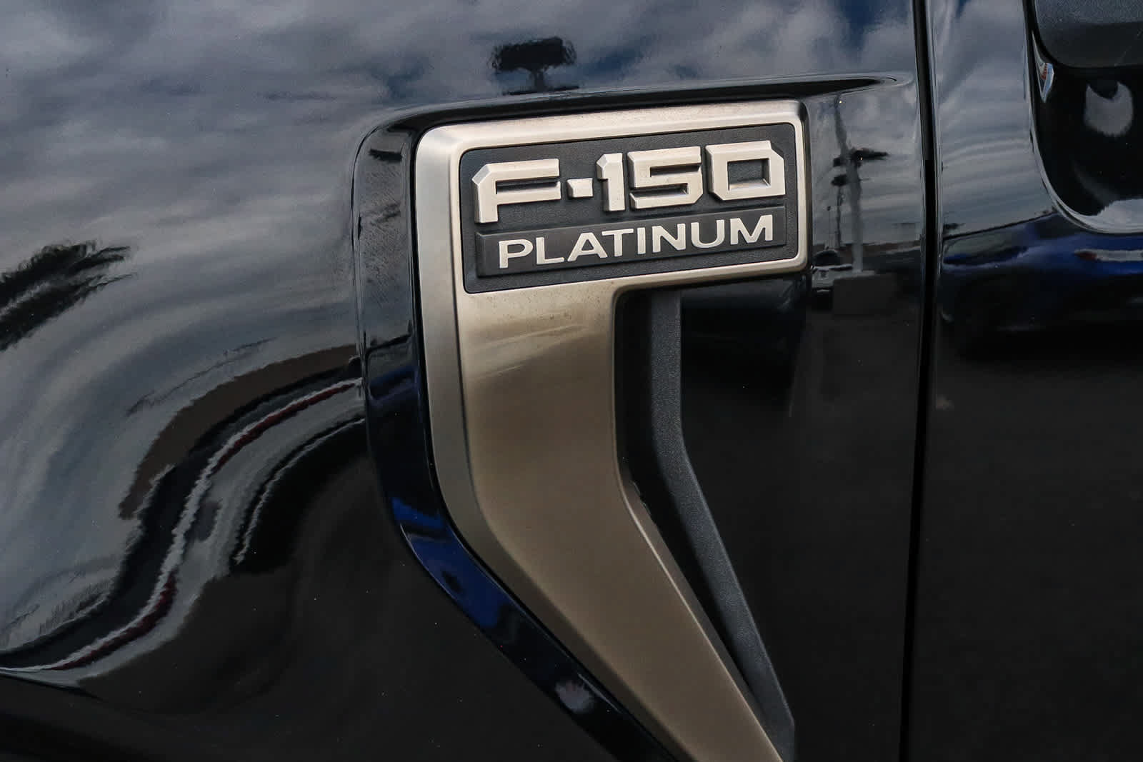Used 2023 Ford F150 Platinum w/ Equipment Group 701A High AWD/4WD image 18