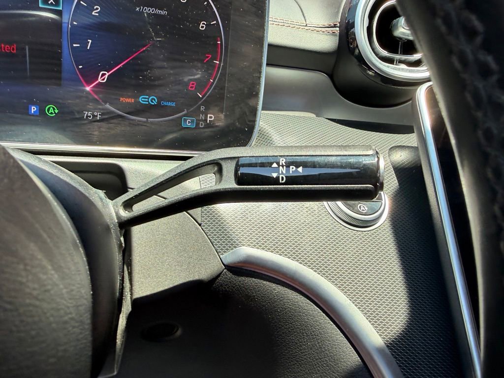 Used 2022 Mercedes-Benz C 300 Sedan image 18