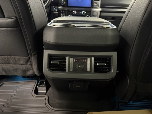 Used 2025 Ford F250 Lariat w/ Lariat Ultimate Package image 15