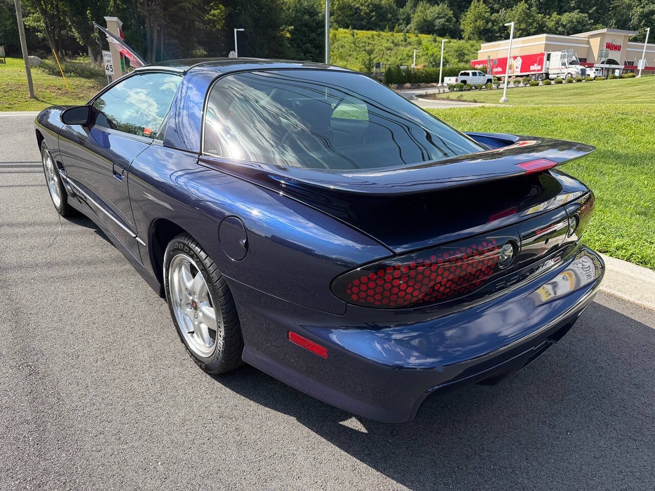 Used 2002 Pontiac Firebird Trans Am RWD image 5