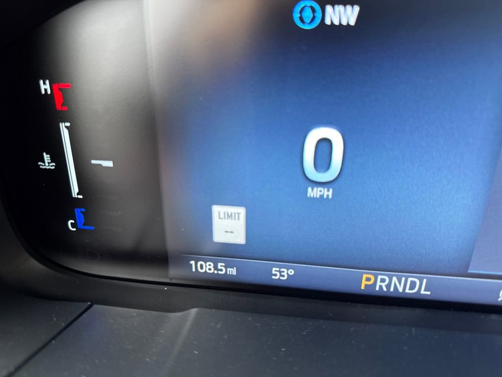 New 2025 Ford Maverick Lariat w/ Black Appearance Package image 16