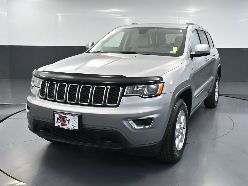 Used 2017 Jeep Grand Cherokee Laredo w/ Quick Order Package 23E AWD/4WD image 13