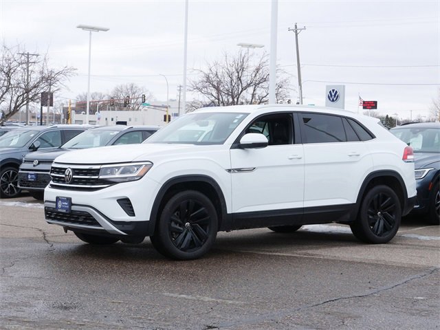 Certified 2023 Volkswagen Atlas Cross Sport SE image 3
