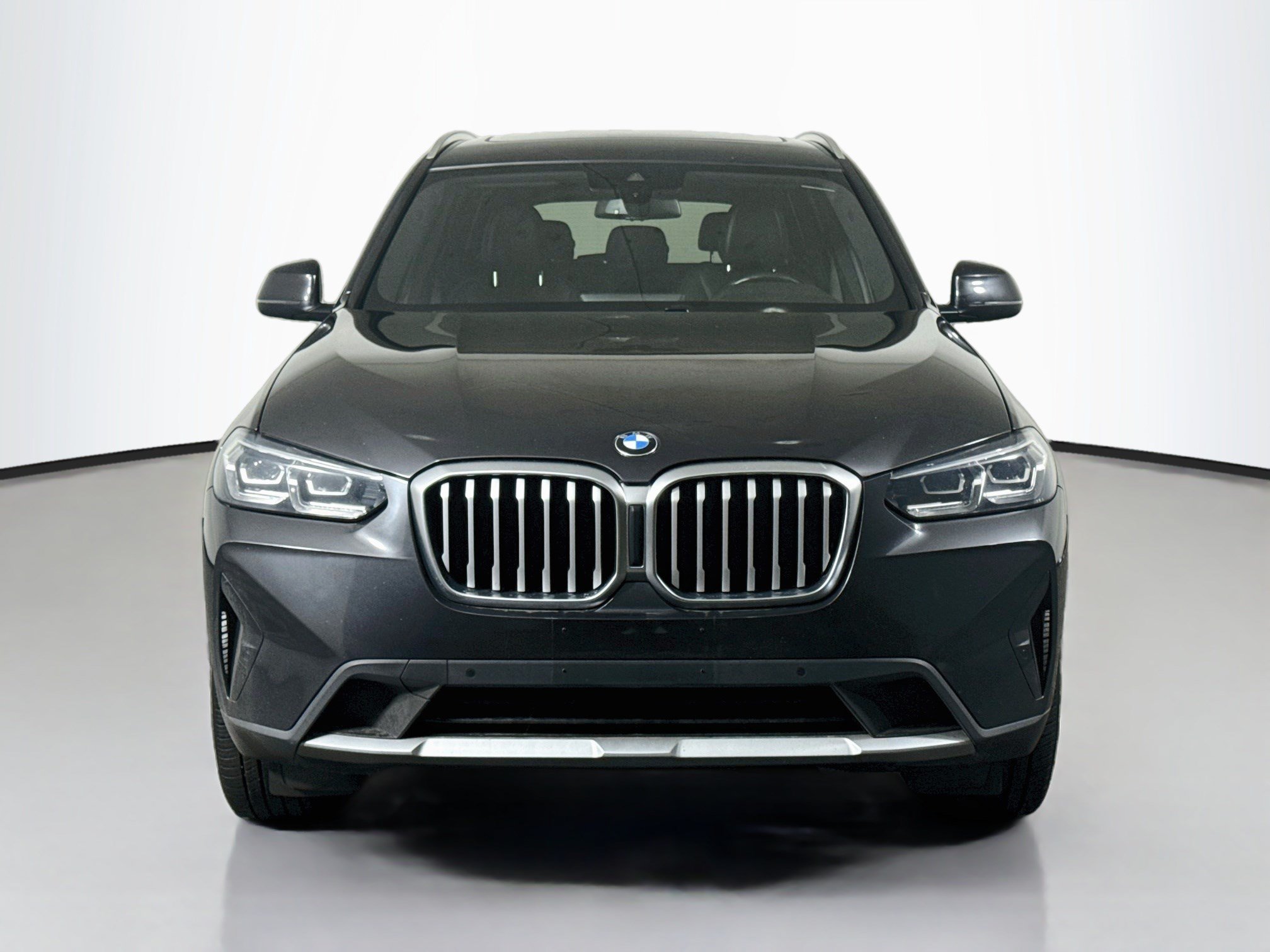 Used 2023 BMW X3 xDrive30i w/ Convenience Package AWD/4WD image 2