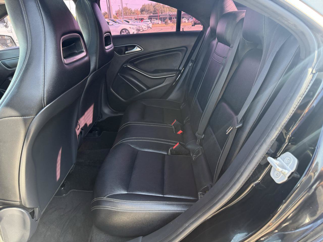 Used 2016 Mercedes-Benz CLA 250 image 11