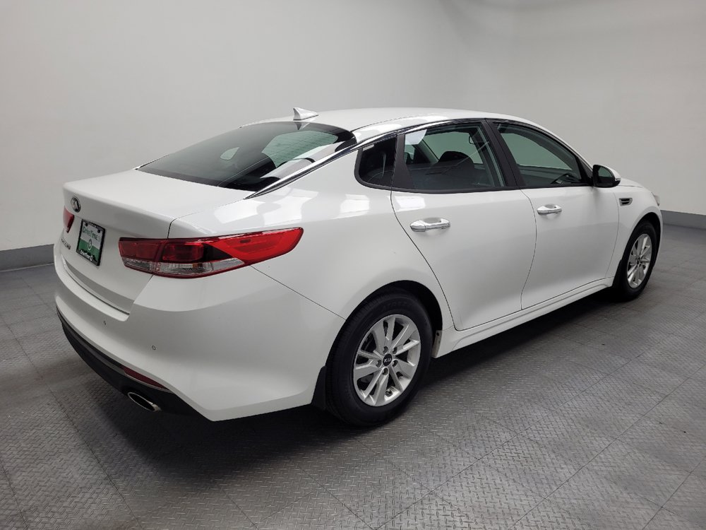 Used 2018 Kia Optima LX FWD image 10