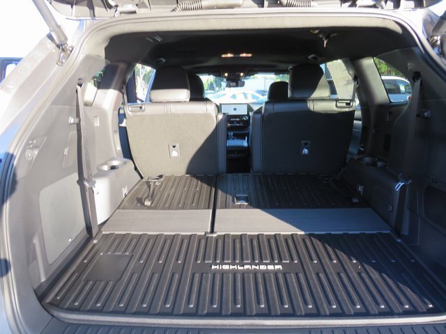 New 2026 Toyota Highlander XSE image 20