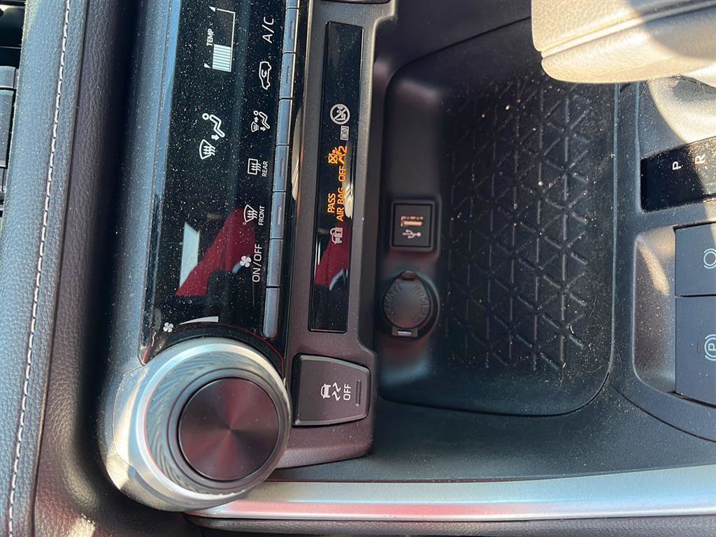 Used 2023 Toyota RAV4 LE image 3