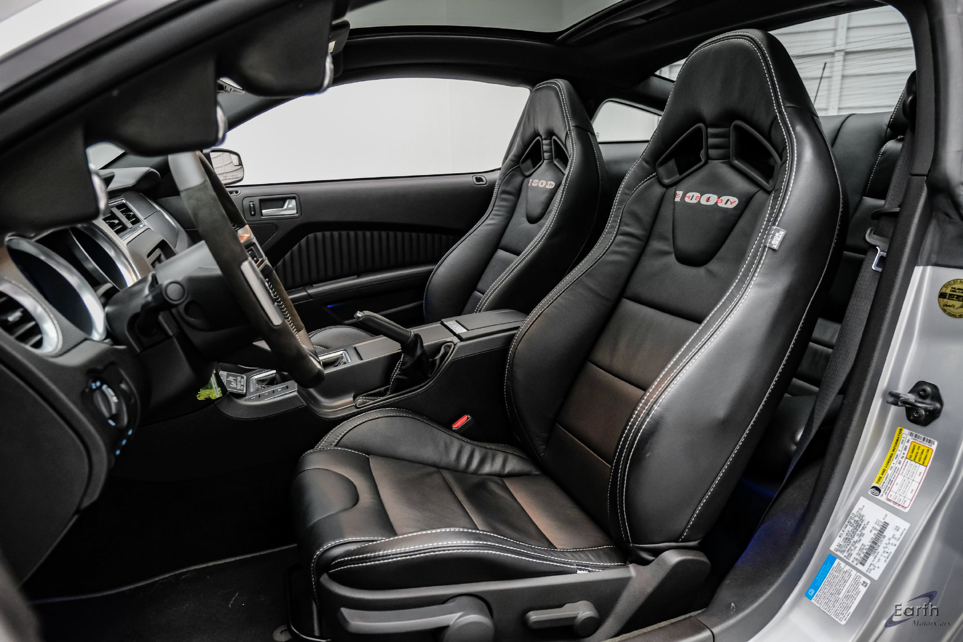 Used 2012 Ford Mustang Shelby GT500 w/ SVT Performance Pkg RWD image 44