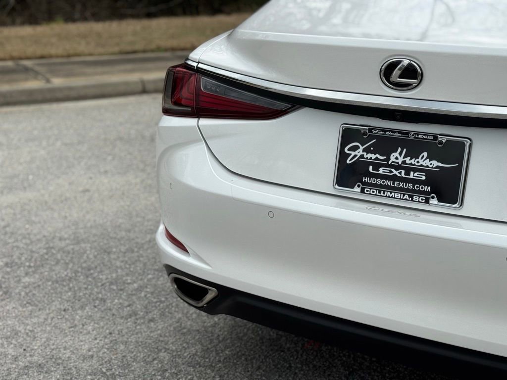 Certified 2024 Lexus ES 350 w/ Premium Package image 14