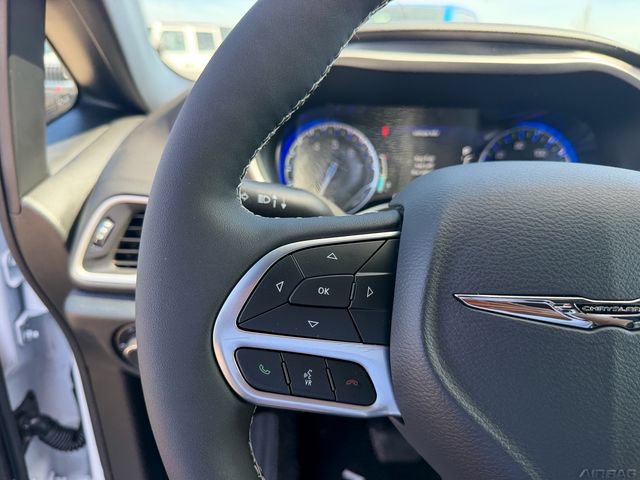 New 2026 Chrysler Voyager LX FWD image 17