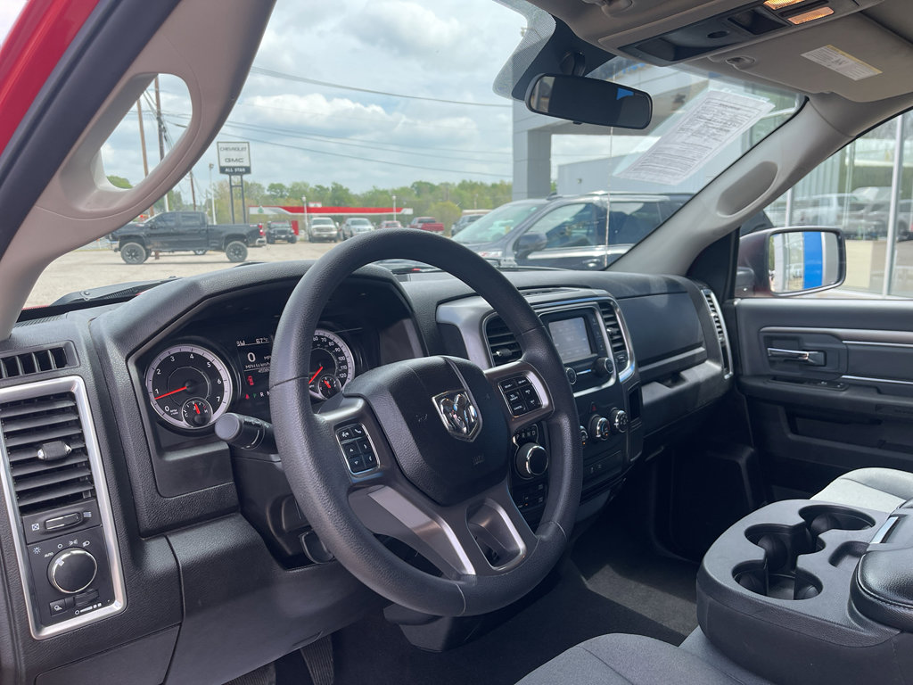 Used 2024 RAM 1500 Classic SLT AWD/4WD image 29