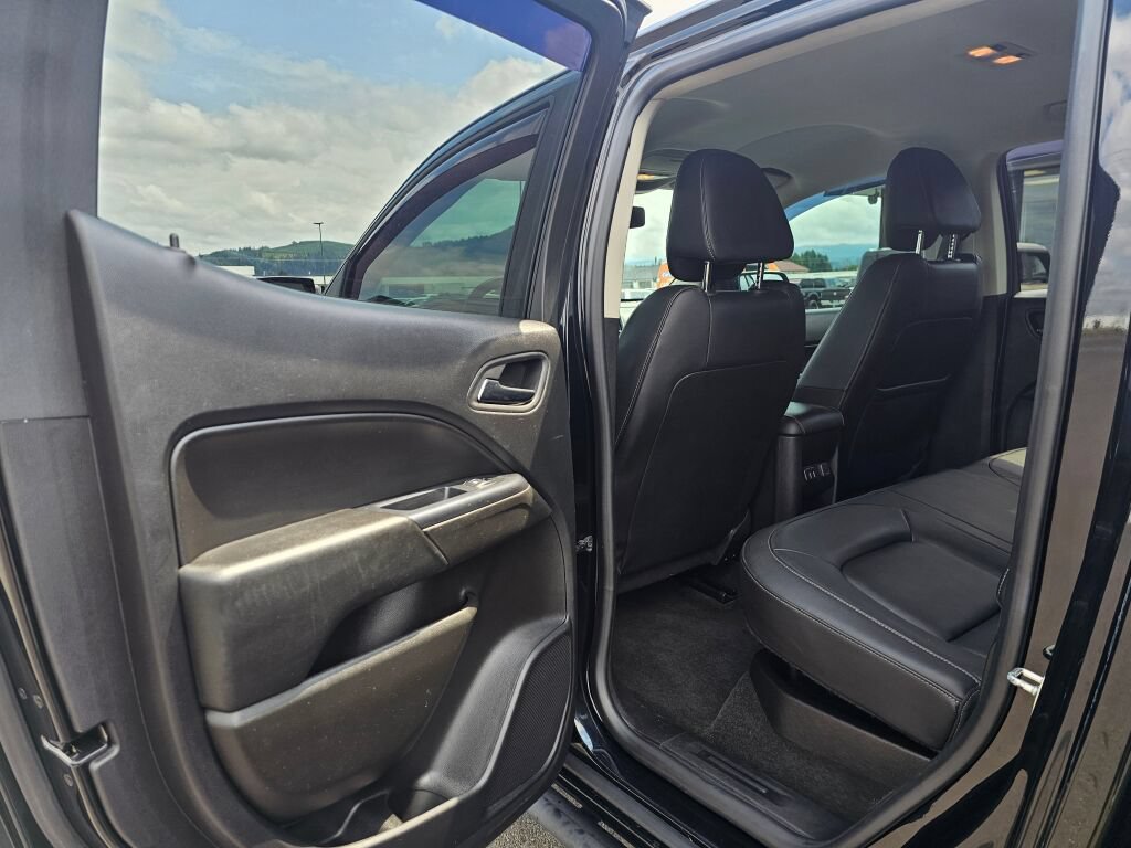 Used 2018 Chevrolet Colorado ZR2 w/ ZR2 Midnight Special Edition AWD/4WD image 15