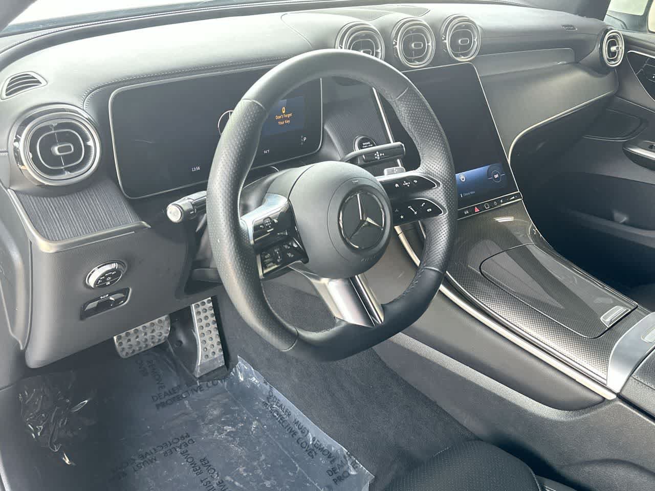 Used 2025 Mercedes-Benz GLC 300 4MATIC w/ AMG Line image 13