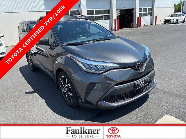 Used 2021 Toyota C-HR XLE FWD video 1