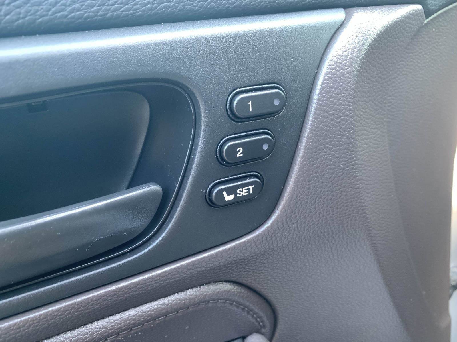 Certified 2024 Honda Odyssey EX-L image 13