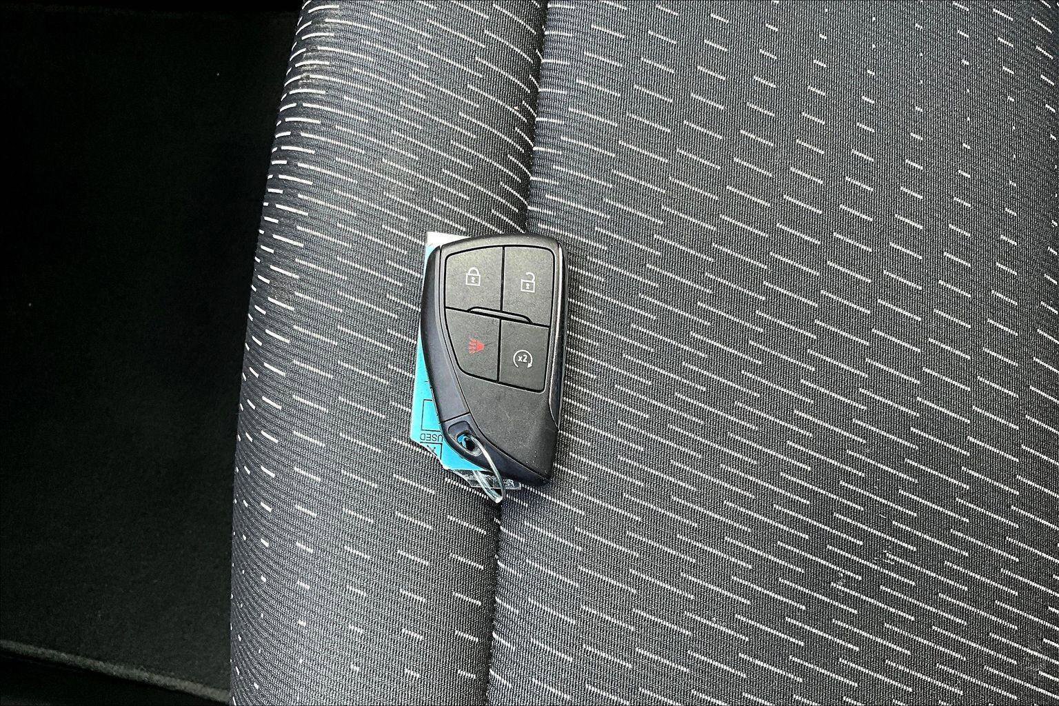 Used 2025 Chevrolet Equinox LT AWD/4WD image 11