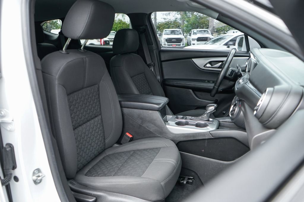 Used 2019 Chevrolet Blazer LT image 39