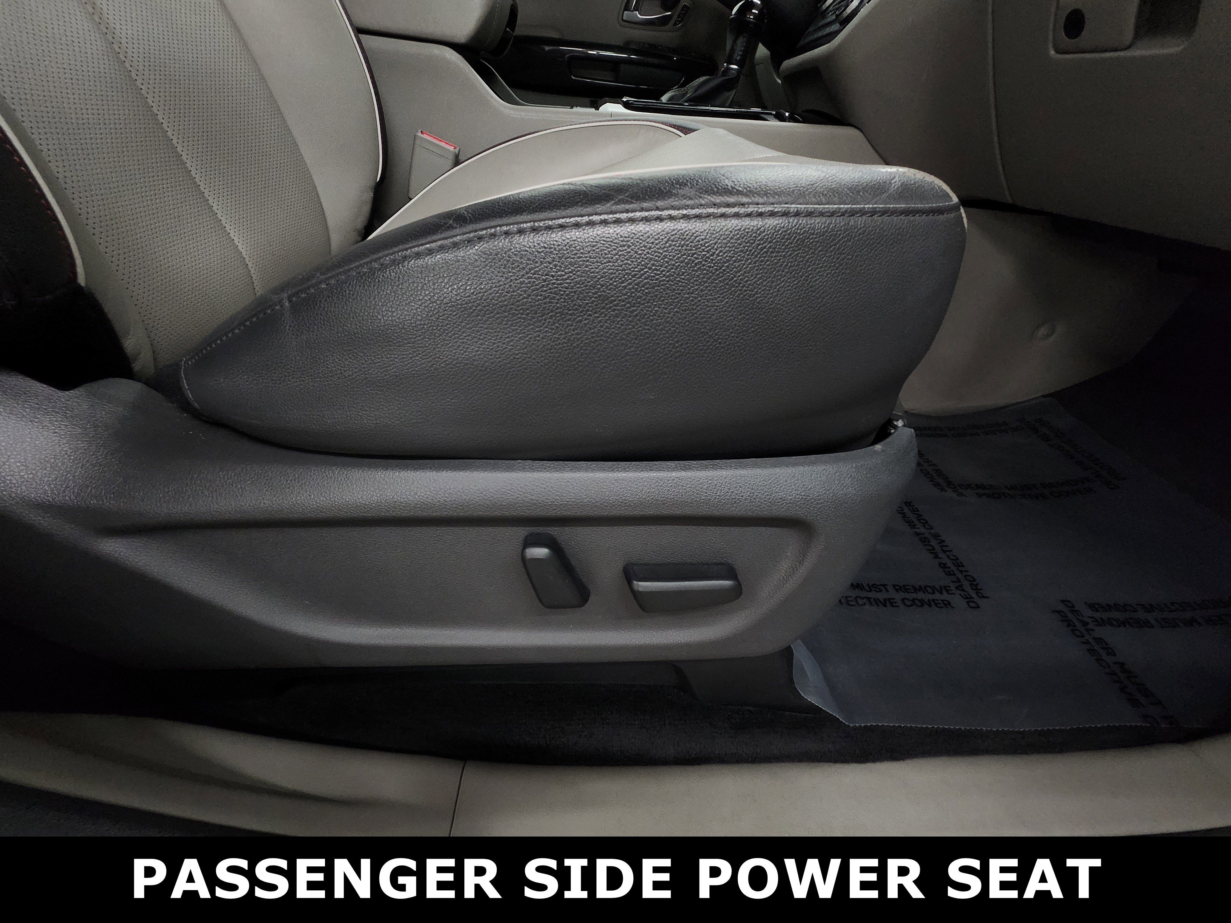 Used 2015 Kia Sedona SX image 26