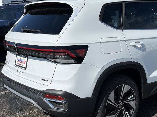 New 2026 Volkswagen Taos SE AWD/4WD image 8