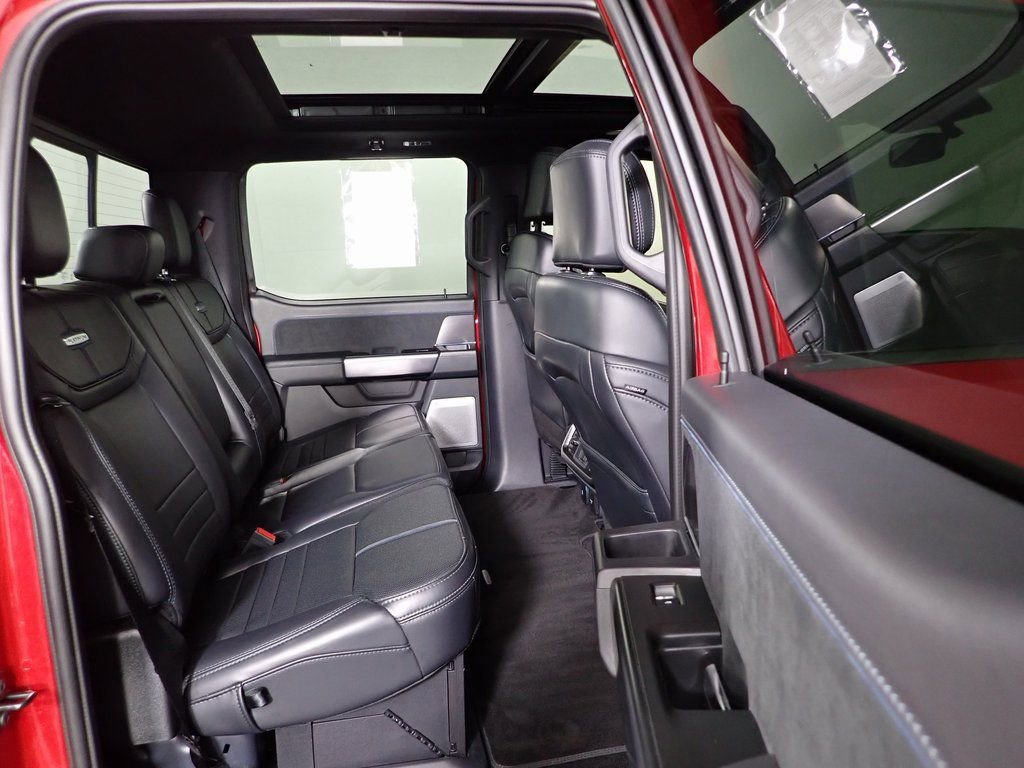 Used 2024 Ford F150 Platinum image 32