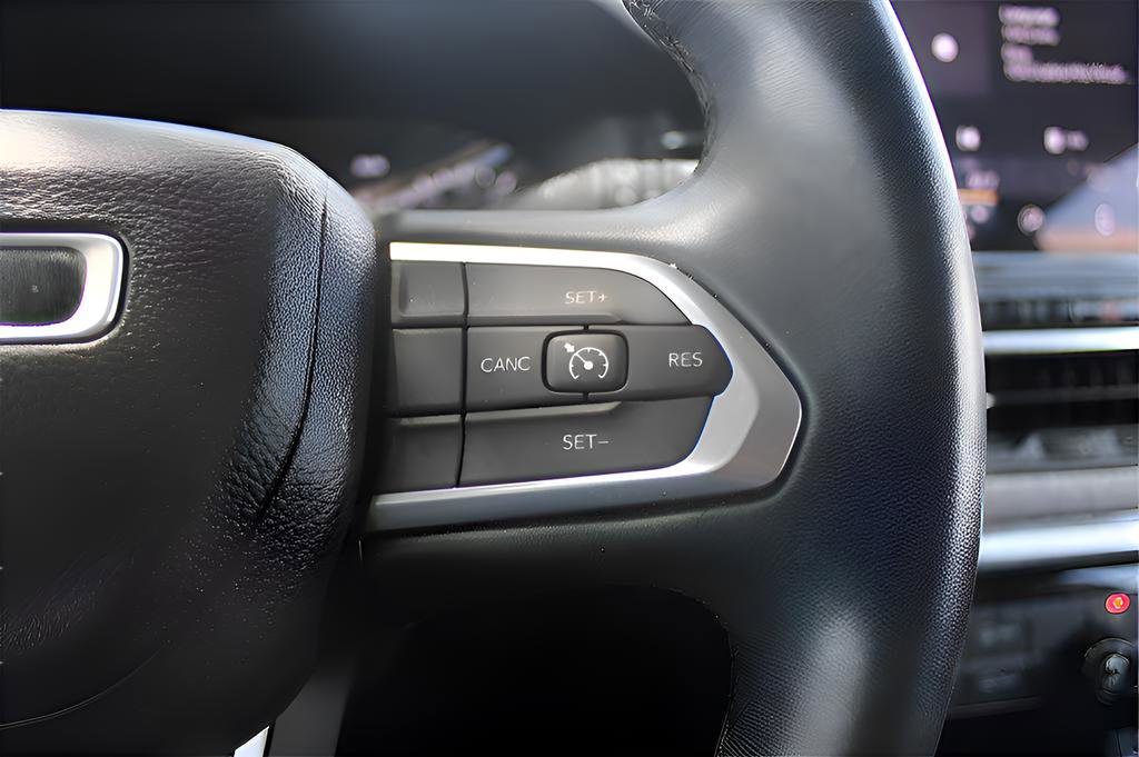 Used 2022 Jeep Compass Latitude image 34