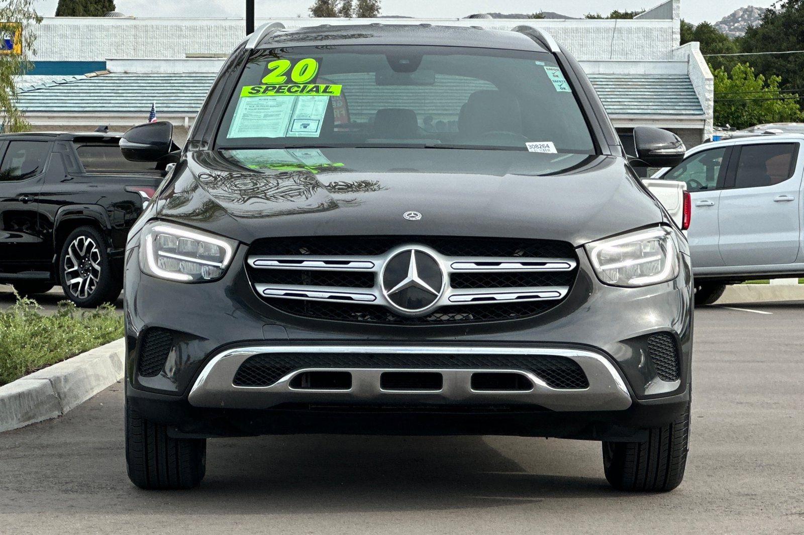 Used 2020 Mercedes-Benz GLC 300 4MATIC image 9
