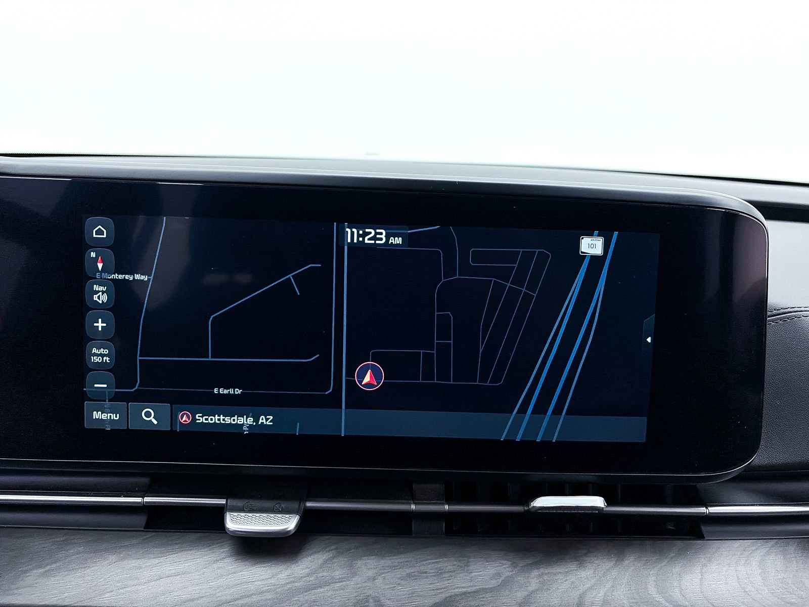 Certified 2024 Kia Carnival SX image 4