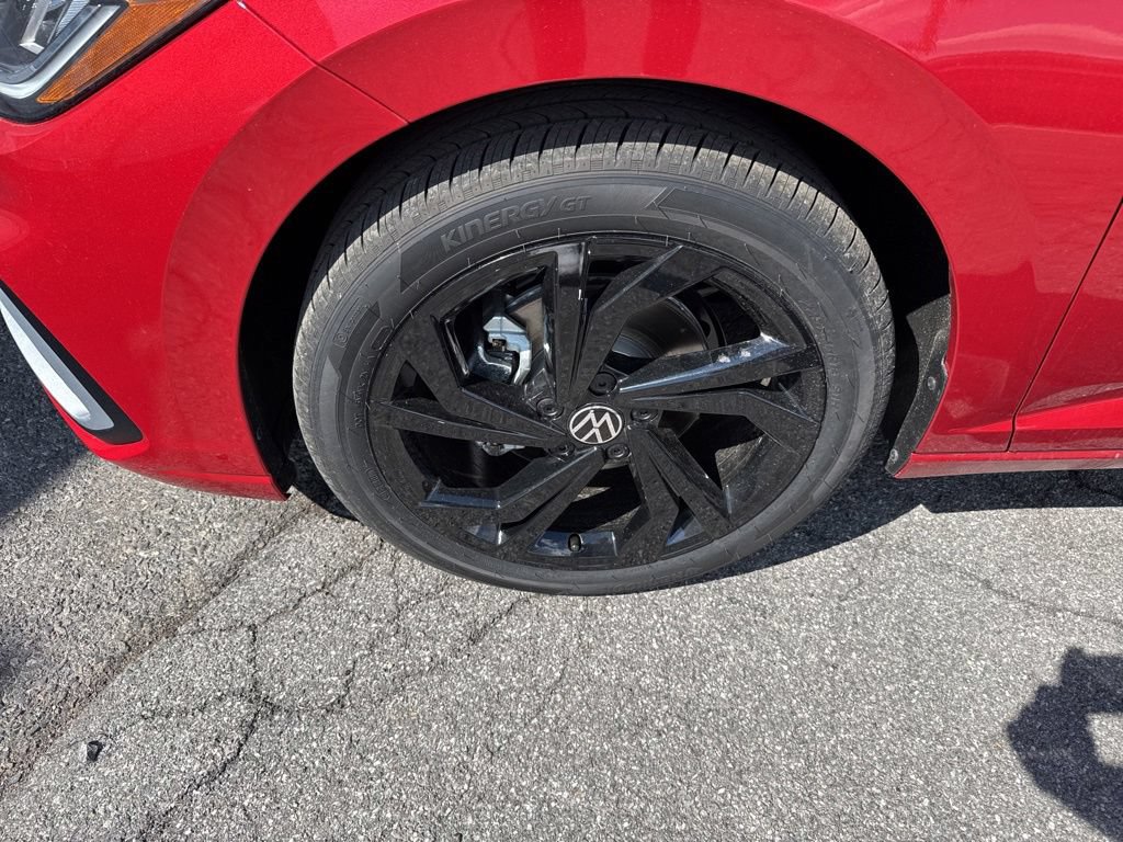 New 2026 Volkswagen Jetta SE FWD image 9