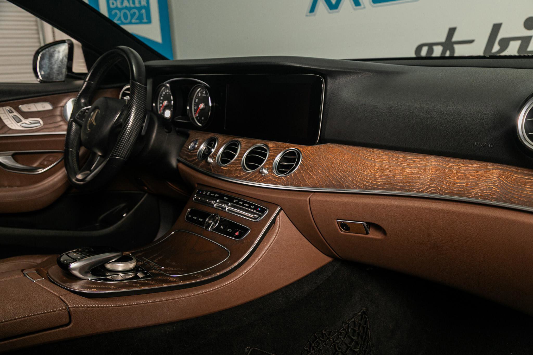 Used 2018 Mercedes-Benz E 300 E 300 RWD Sedan w/ Premium 1 Package image 29