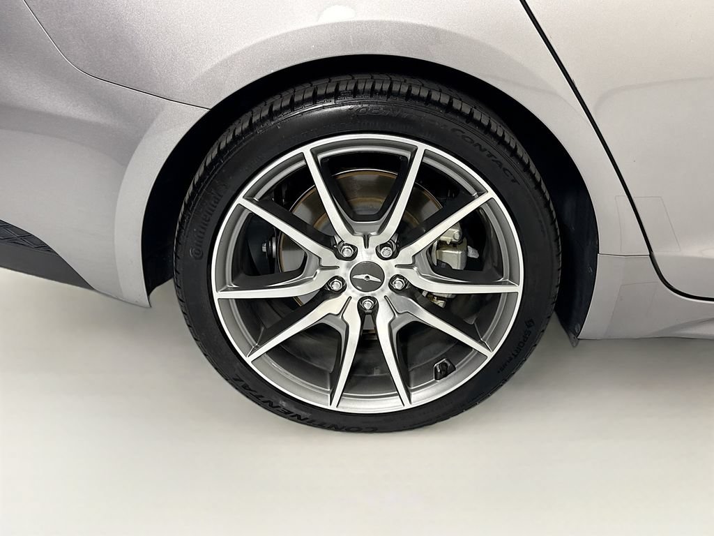 Used 2022 Genesis G70 2.0T w/ Prestige Package RWD image 33