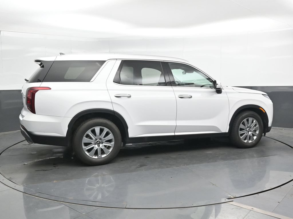 Used 2024 Hyundai Palisade SEL AWD/4WD image 2