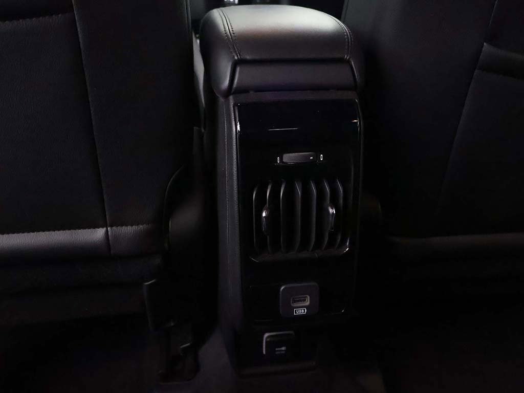 Used 2023 Jeep Compass Limited image 47