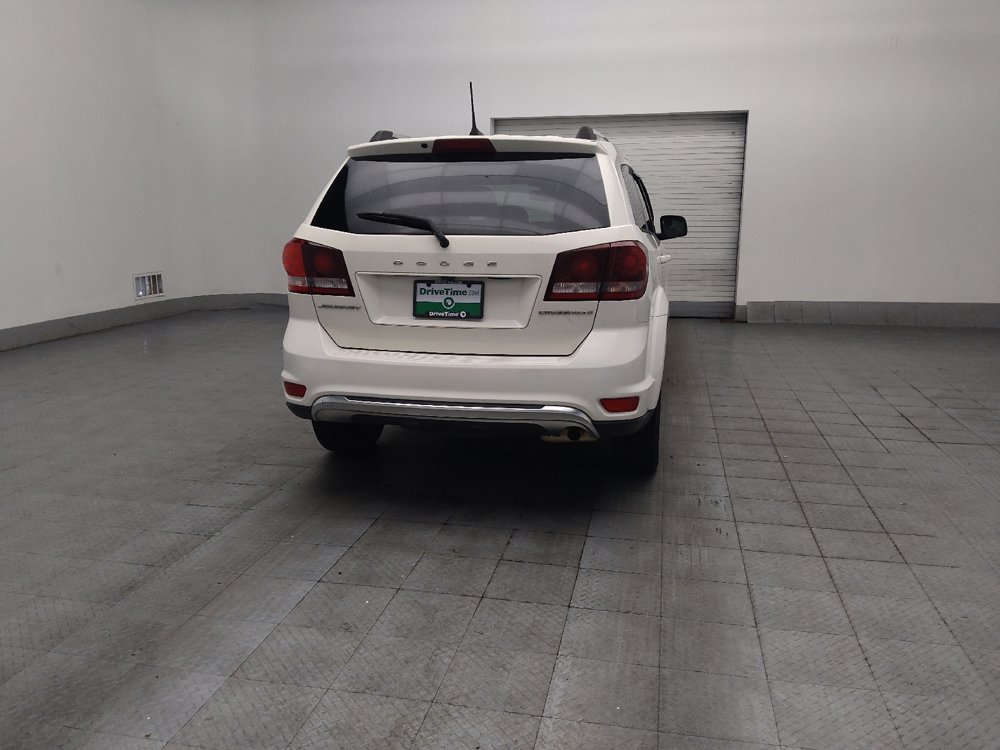 Used 2019 Dodge Journey Crossroad FWD image 7