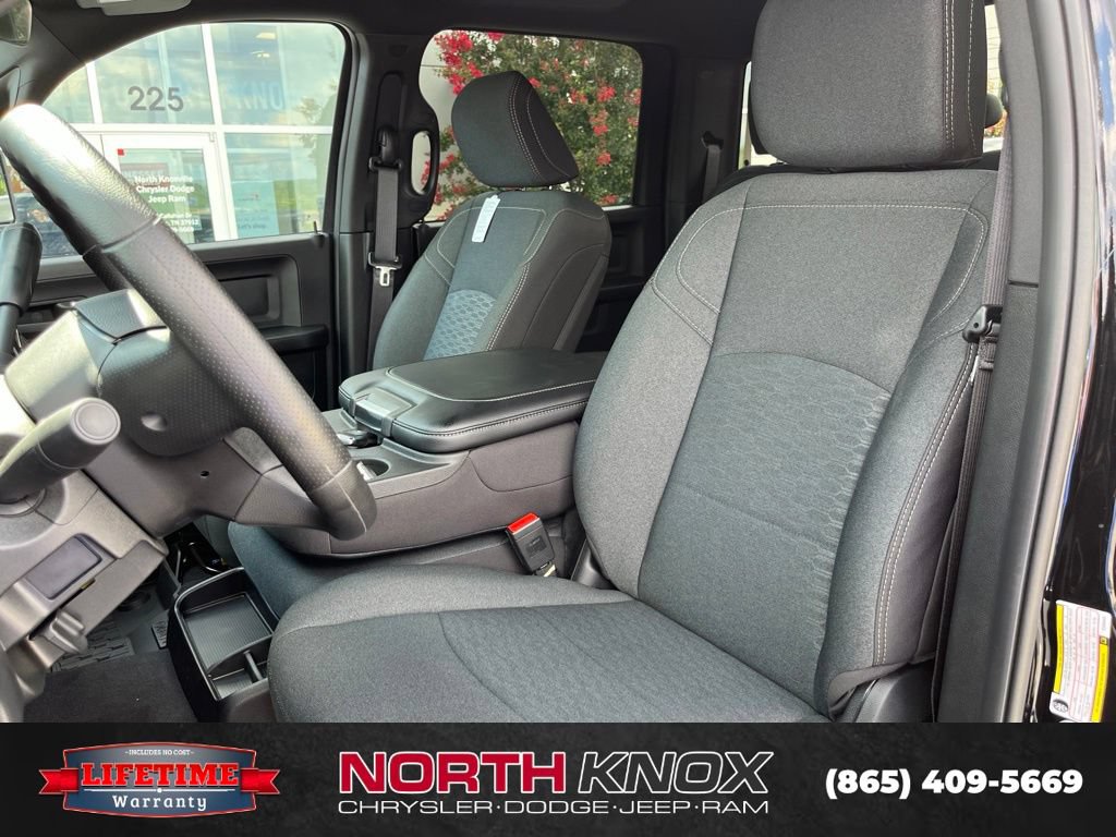 New 2026 RAM 2500 Warlock AWD/4WD image 4
